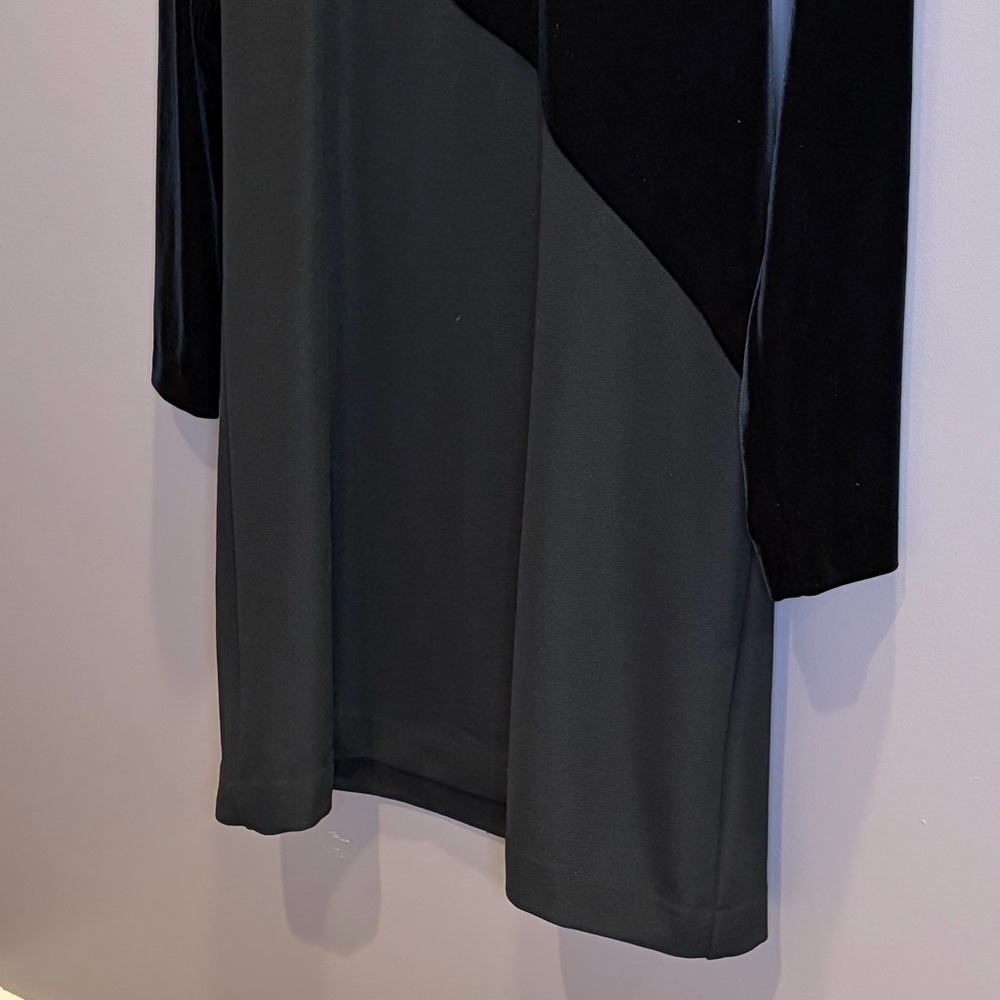 Vintage Positive Attitude Black Velvet Panel Shift Dress | Petite Small | - Picture 4 of 6